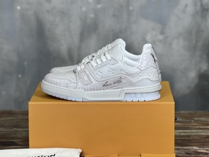 l0vis Vvtt0n lv trainer lvt-215