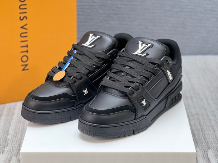 l0vis Vvtt0n lv trainer l&v-262